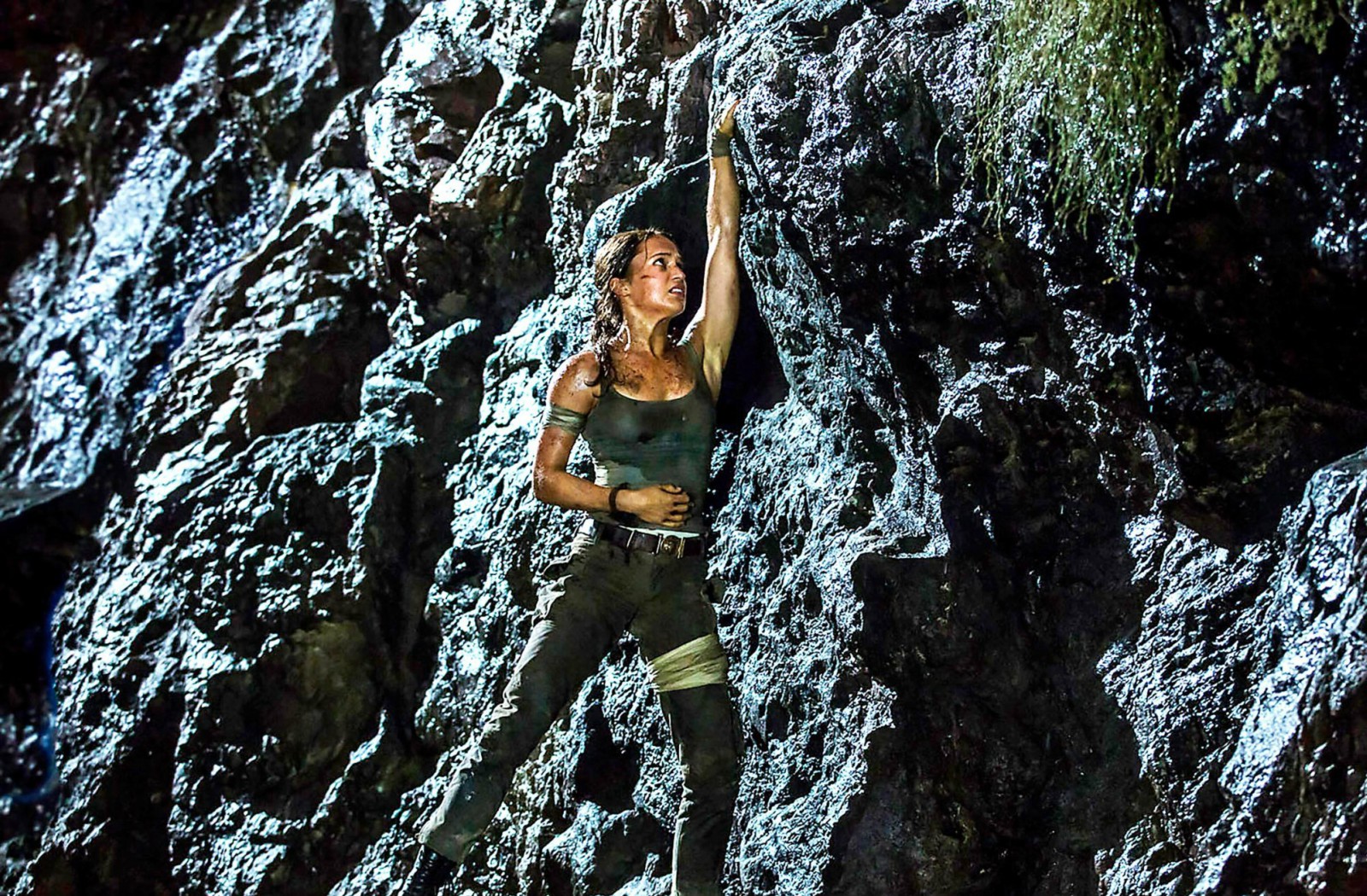Alicia Vikander nuevo tráiler de Tomb Raider