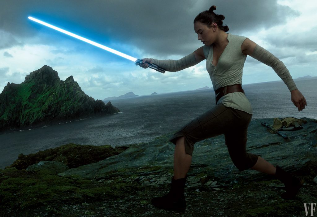 star-wars-the-last-jedi-vanity-fair-photo-shoot-by-annie-leibovitz-hi-res-hd-images-rey-training